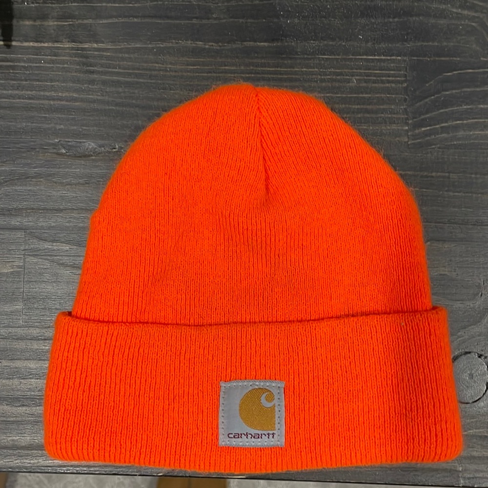 Carhartt beanie orange